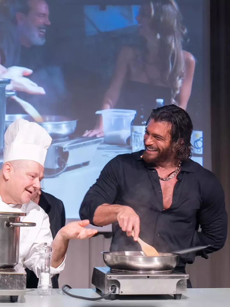 can-yaman-cooking-show (11)