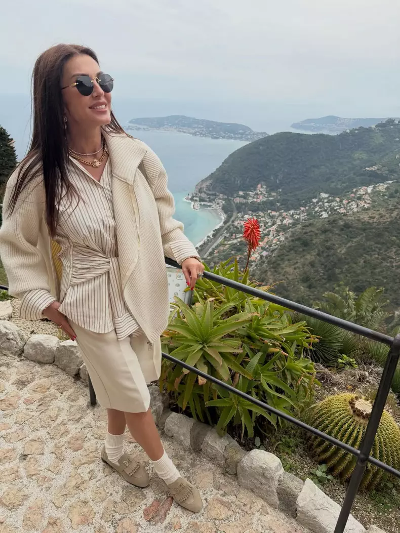 Ilinca-Vandici-Riviera-Franceza-1