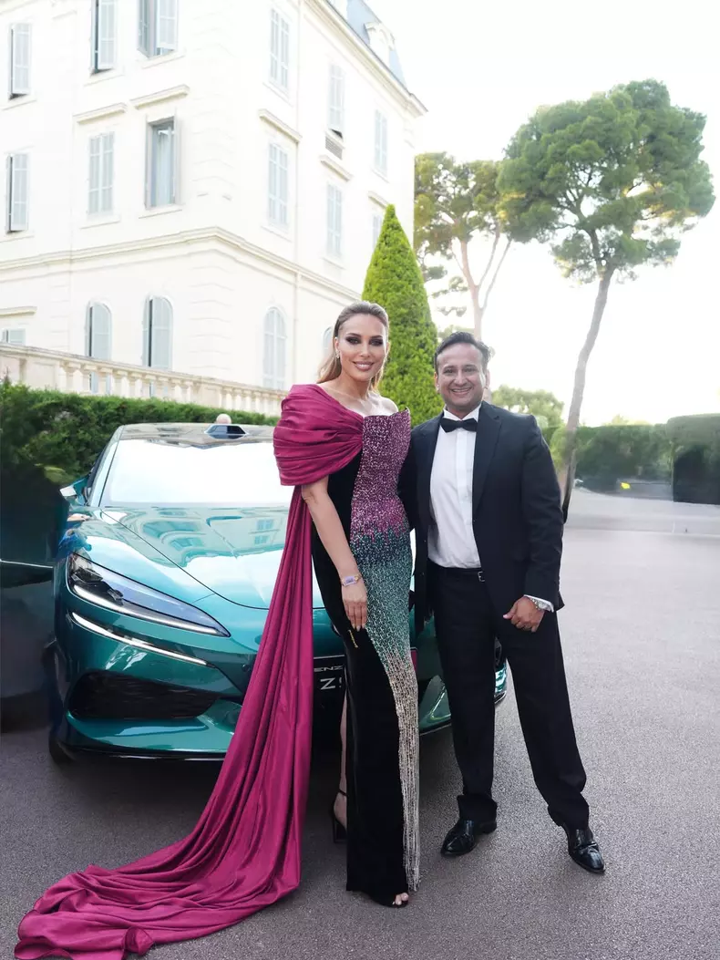 iulia-vantur-cannes-2026 (7)