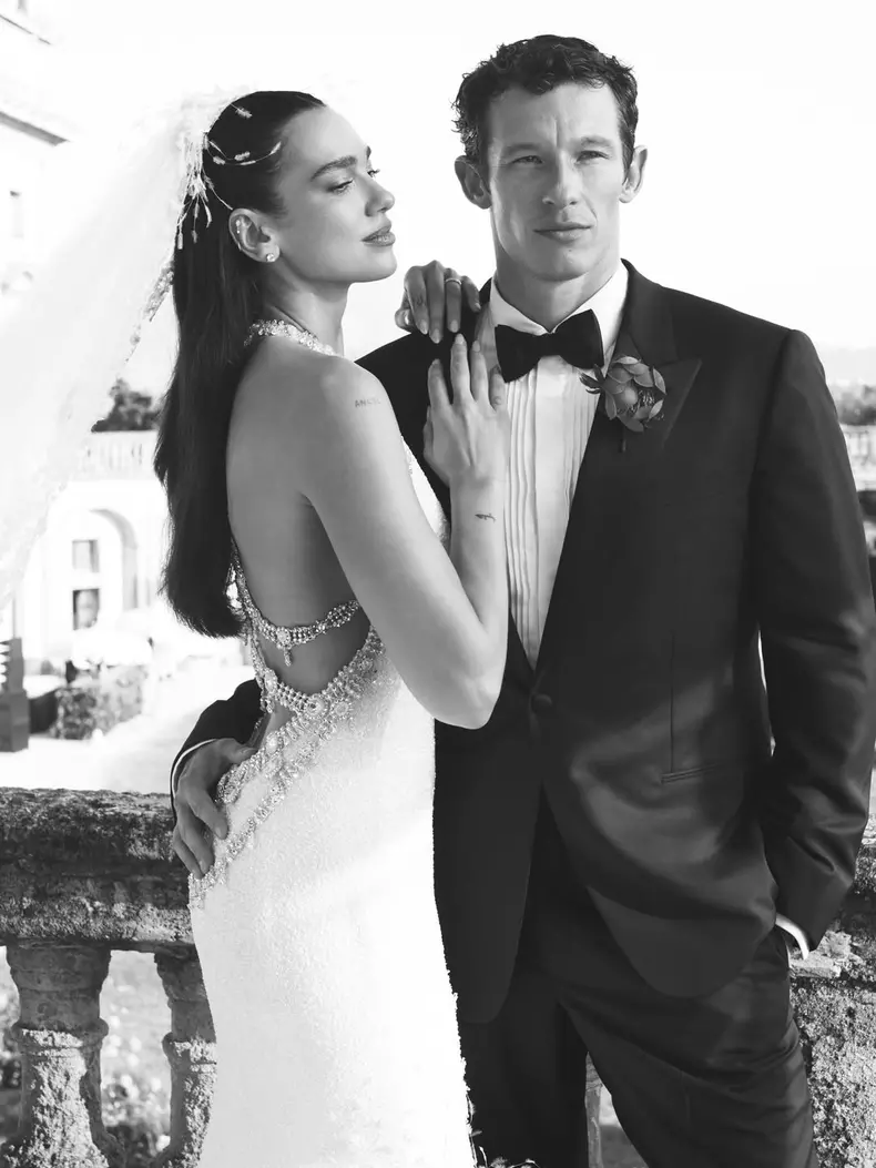 dua-lipa-rochie-mireasa-primele-imagini-nunta-callum-turner (5)