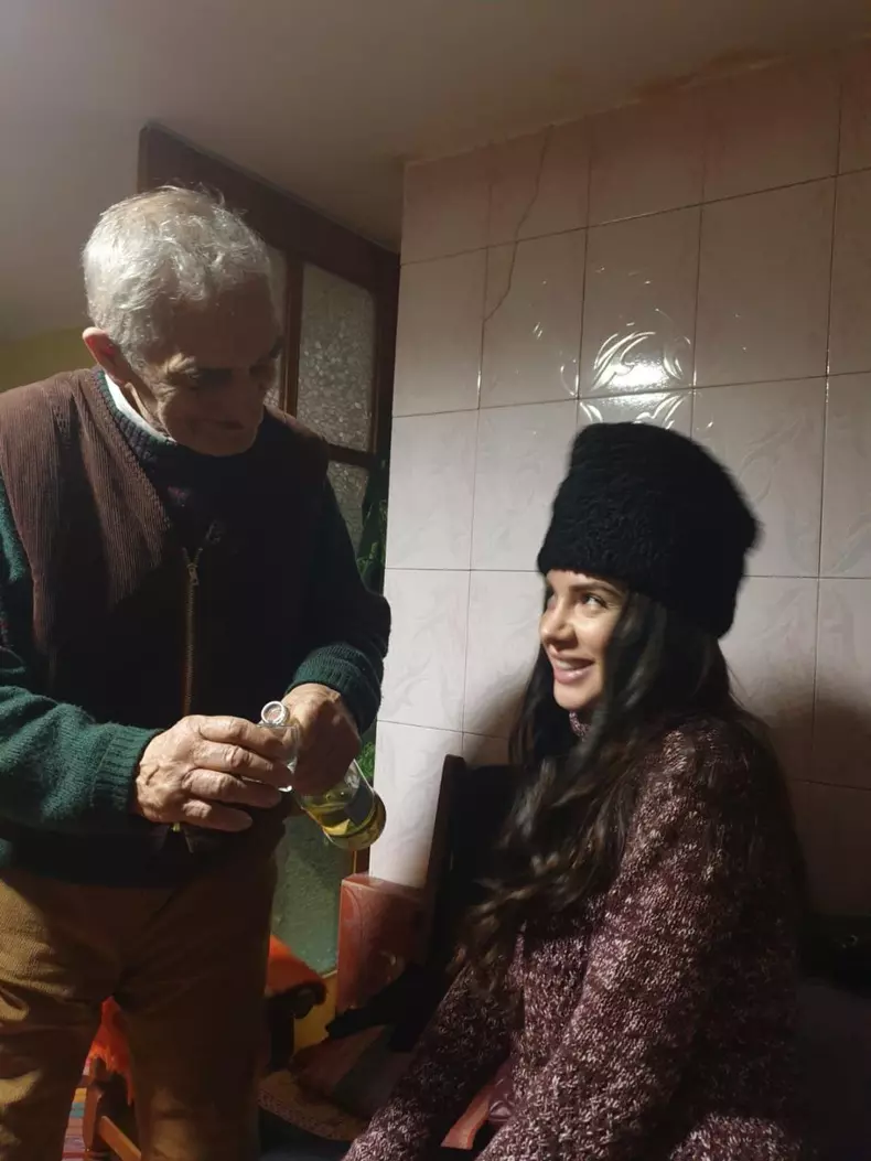 otilia bilionera ferma bunici