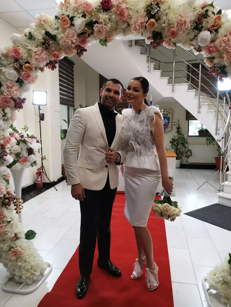 brigitte-si-pastrama-primele-imagini-de-la-cununia-civila_42