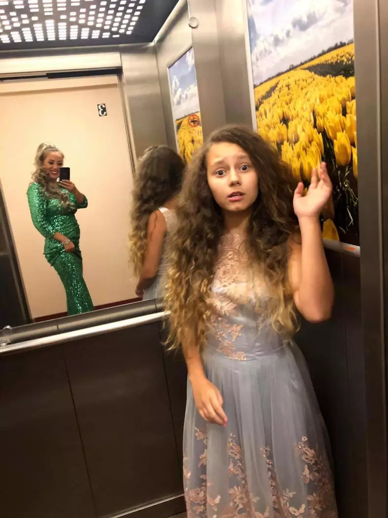 Beatrice Drăgulescu are 15 ani