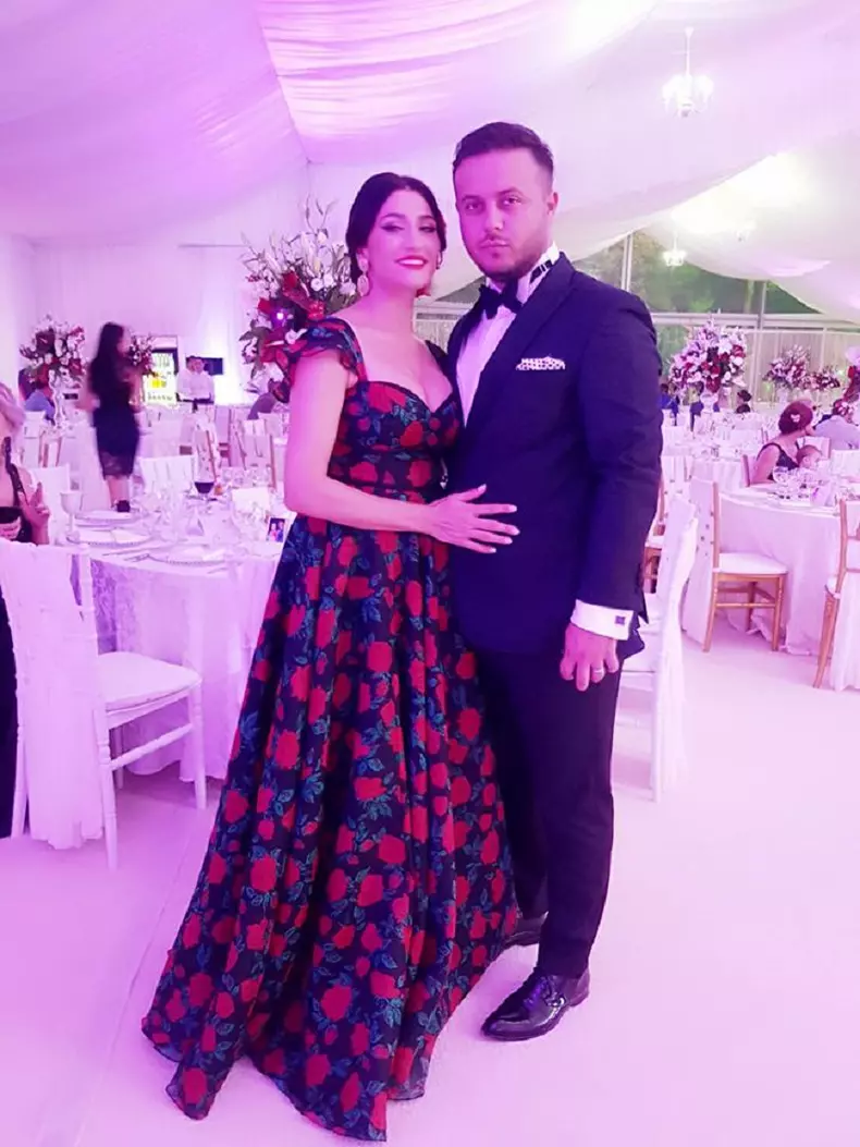 Claudia Pătrășcanu a anunțat pe Facebook că divorțează de Gabi Bădălău