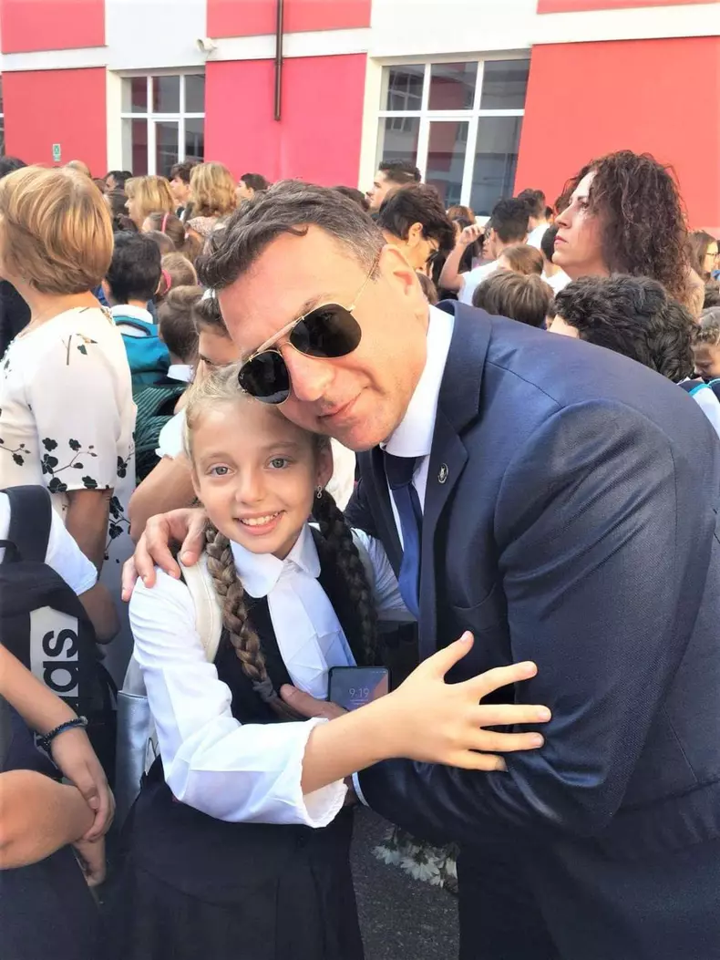 Christian Sabbagh  are 4 copii