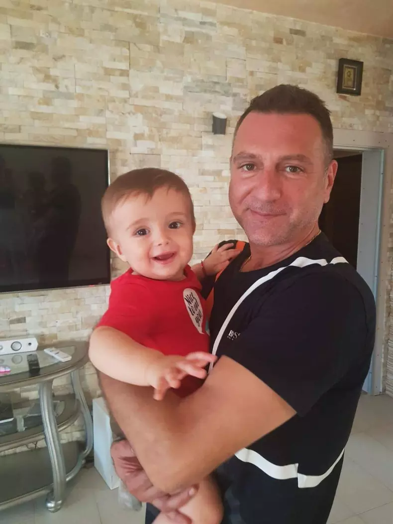 Christian Sabbagh  are 4 copii