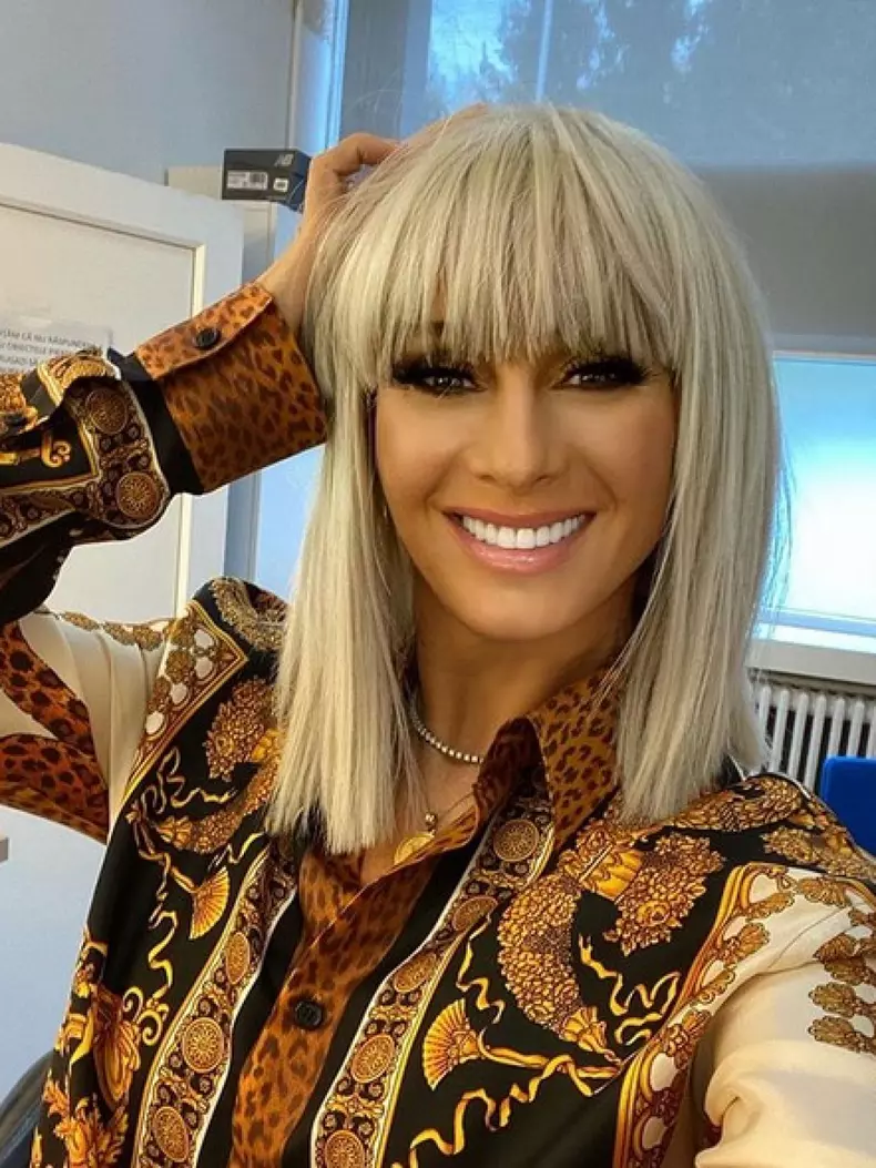 Anamaria Prodan blondă