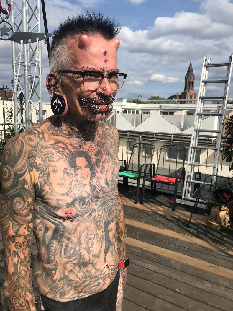 41820770_1959569450768355_1621060686329151488_o