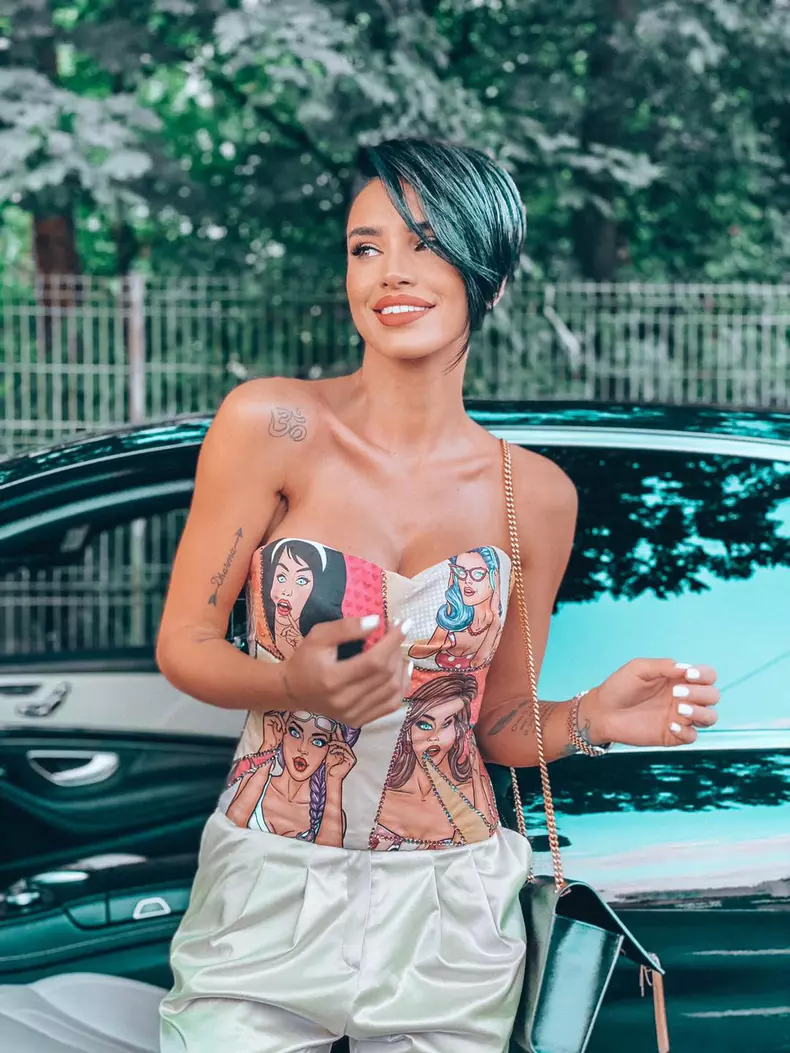 Adelina-Pestritu-2-6