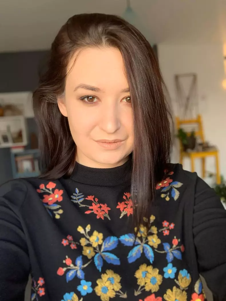 Cine-e-Roxana-Blenche-Chefi-la-Cutite