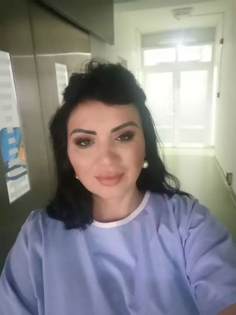 Adriana-Bahmuțeanu-spital-1