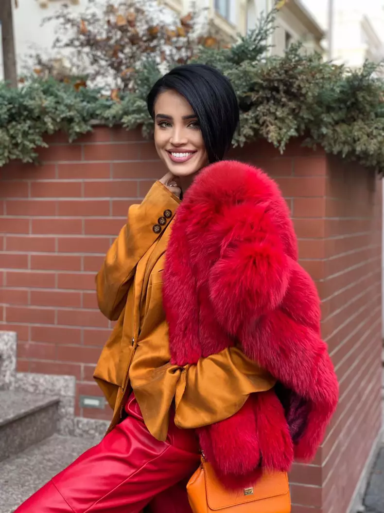 Adelina-Pestritu-Cristina-Ich-1