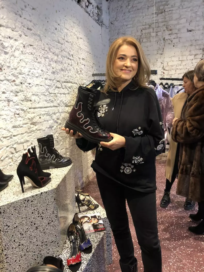 Cristina-Batlan-lansare-Mews-The-Smart-Denisa-Avram00003-e1544518819728