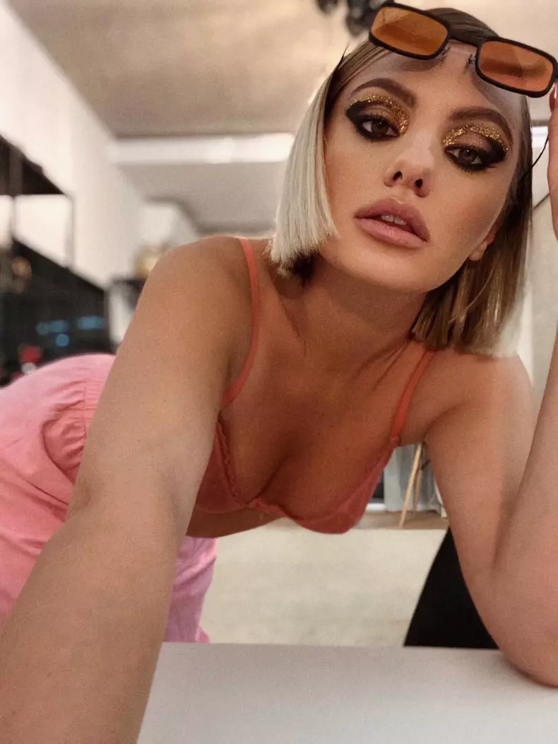 Alexandra Stan survivor (7)