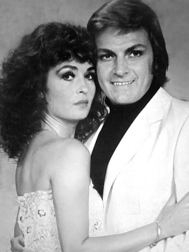 37920975_651207491915046_7564265757123543040_o