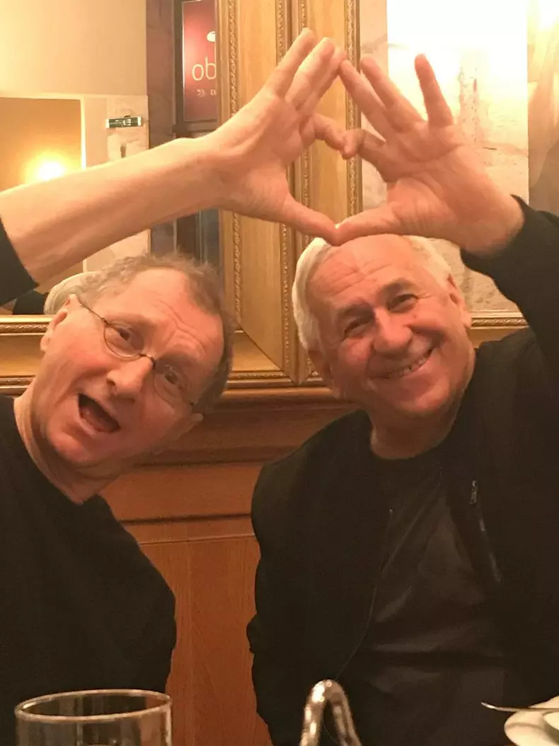 52389964_401262847343853_5779212043928207360_n