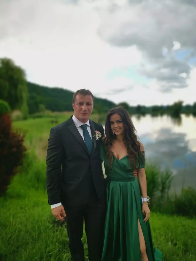 cine-este-sotia-lui-Marian-Godina-3