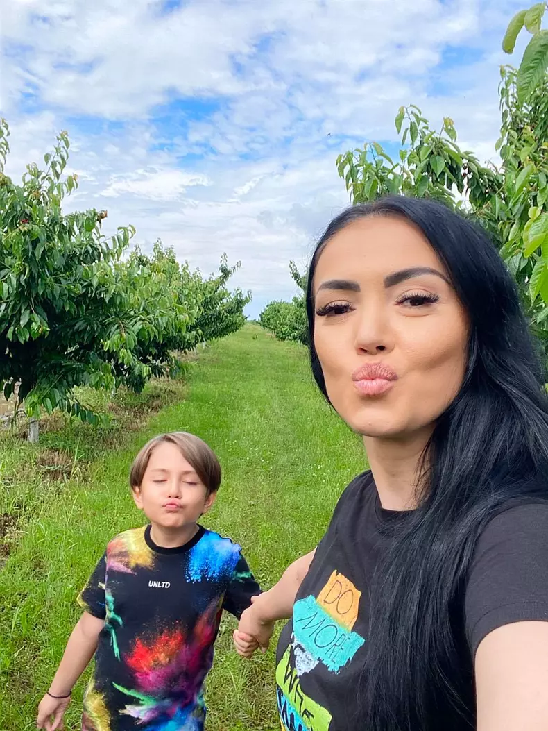 Andreea-Mantea-Cristi-Mitrea-fiu-8