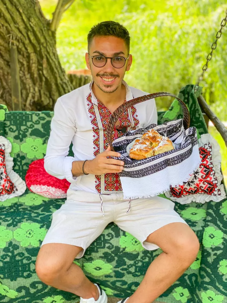 cine-este-armin-nicoara-cati-ani-are-1