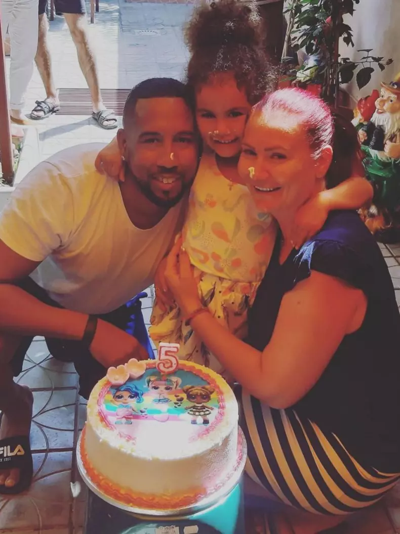 starlin-survivor-familie