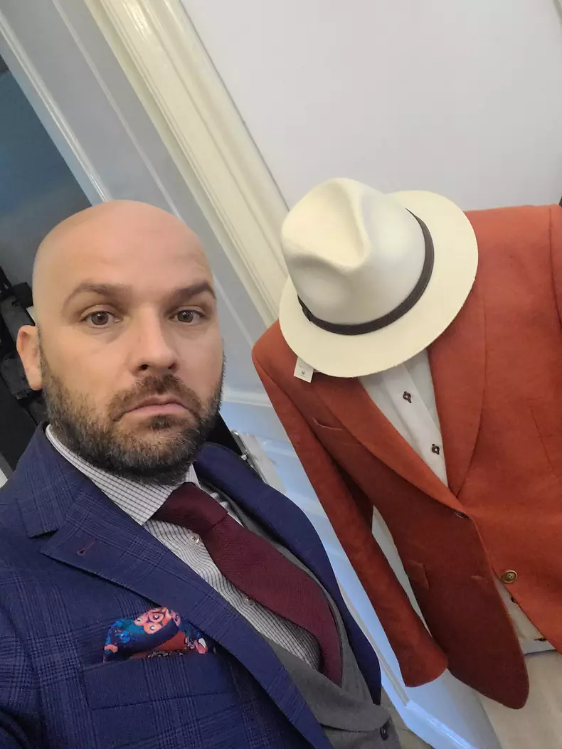 Andrei Stefanescu a avut COVID-19