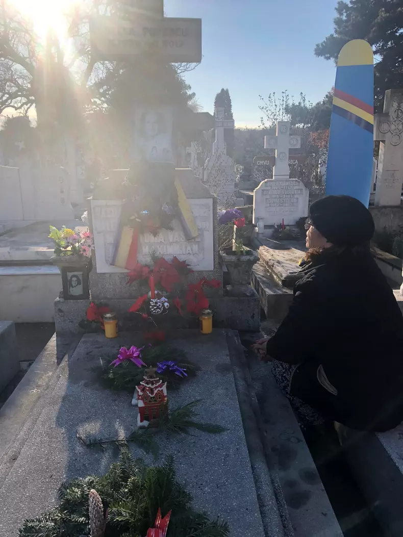 Mormantul-Stelei-Popescu-3