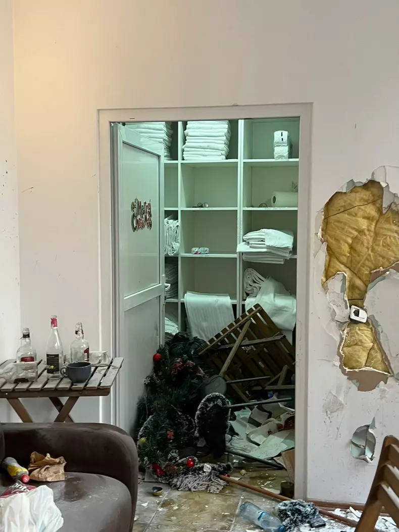 vila-distrusa-revelion-bucuresti-030122-03