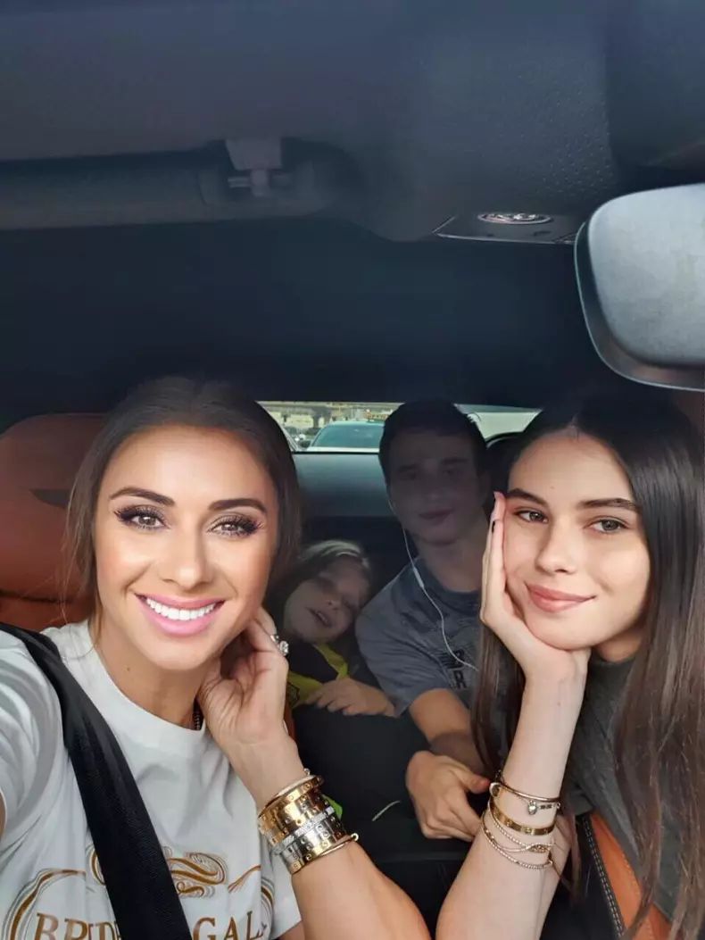 anamaria-prodan-fiica