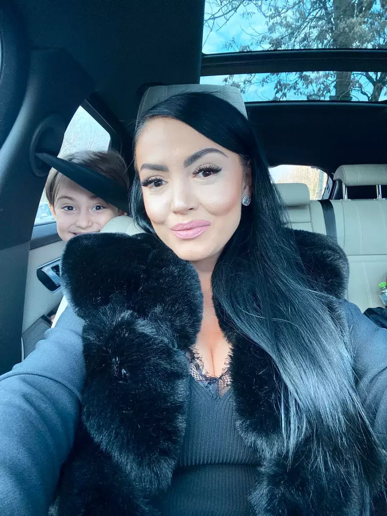 Andreea Mantea si fiul ei