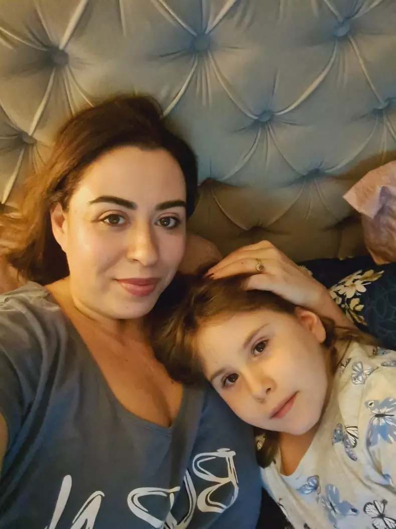 oana-roman-iza-fiica