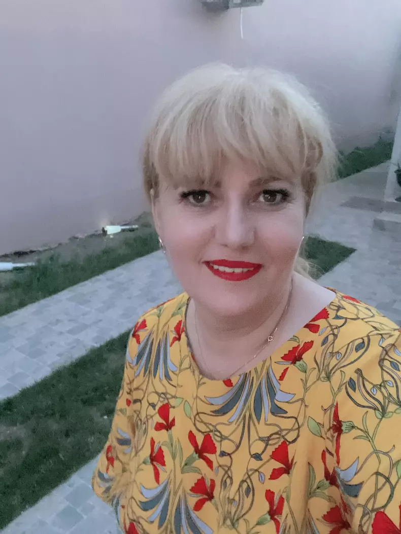 SANDA ARGINT A DIVORTAT DE SOTUL EI