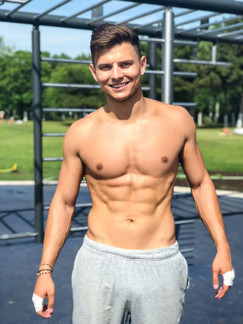 cine-este-dima-melnic-3