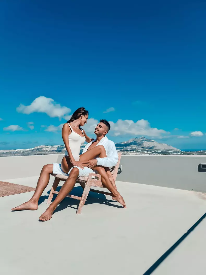 Ana-Maria-Barnoschi-a-fost-ceruta-de-sotie-6