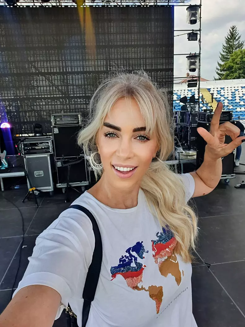 299734289_10216537604631820_858681582871591743_n