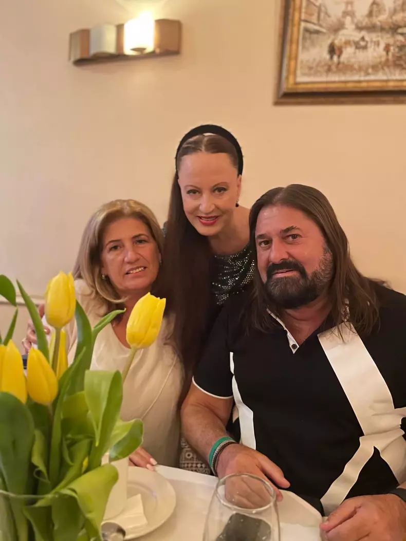 gigi-si-nasa-lor-de-casatorie