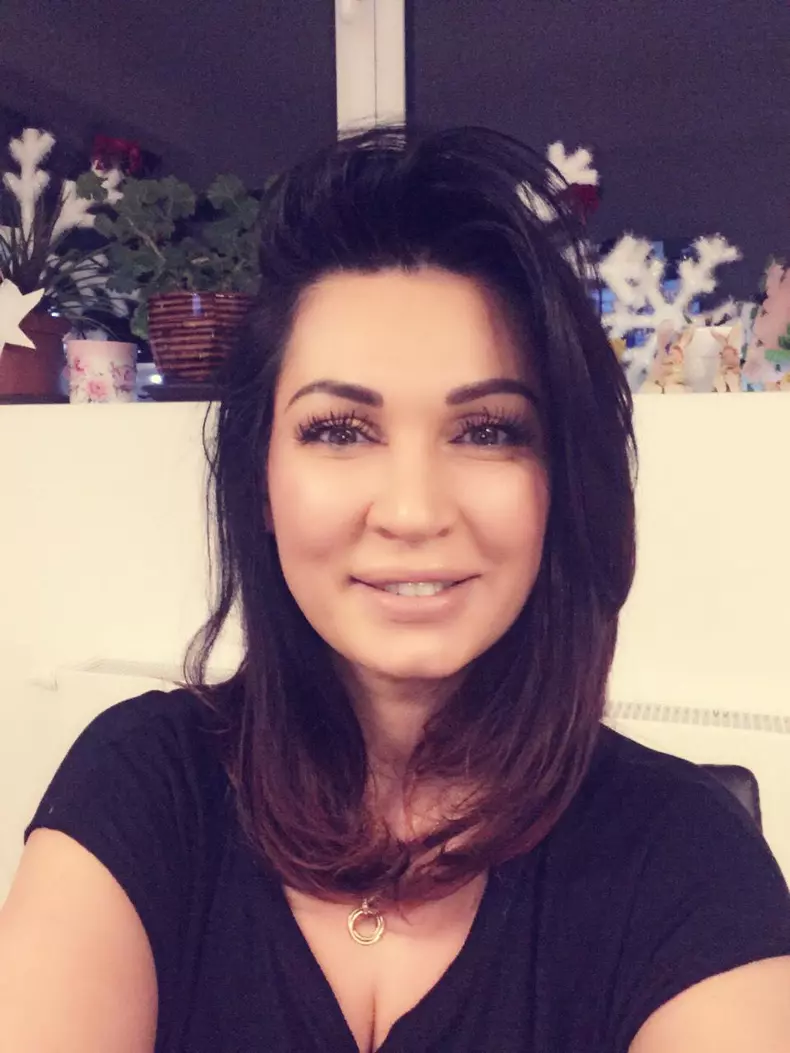 niolela-luciu-operatii-estetice