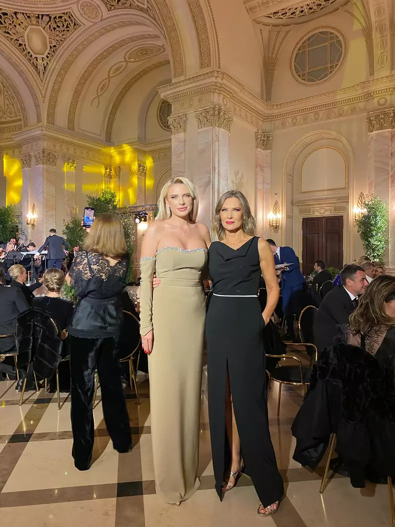 315856789_10224535195510649_959642040076420278_n-1