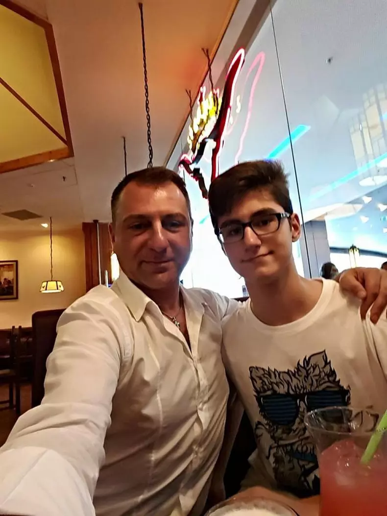 media-143419336255227200