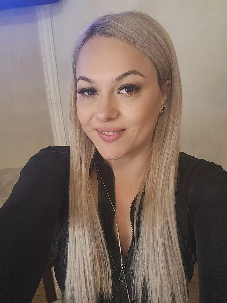 actrita dana
