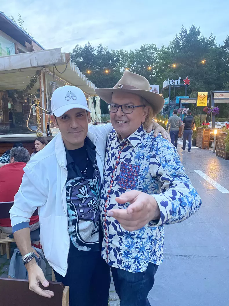 354204283_651992473453554_3637530755181509909_n