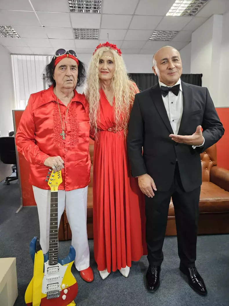 385491145_1084847675754057_3490719453007707376_n