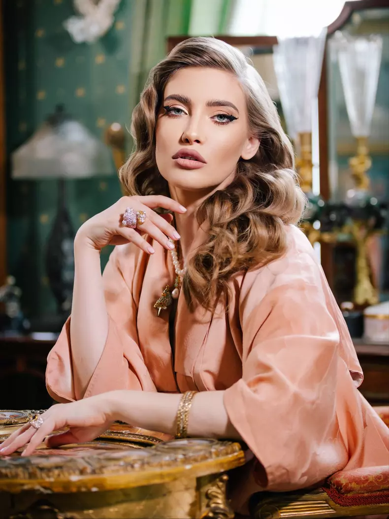 iulia-albu-2