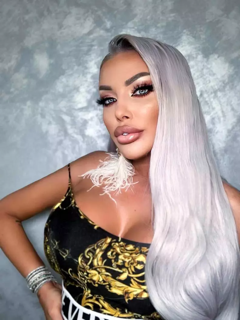 loredana-chivu3