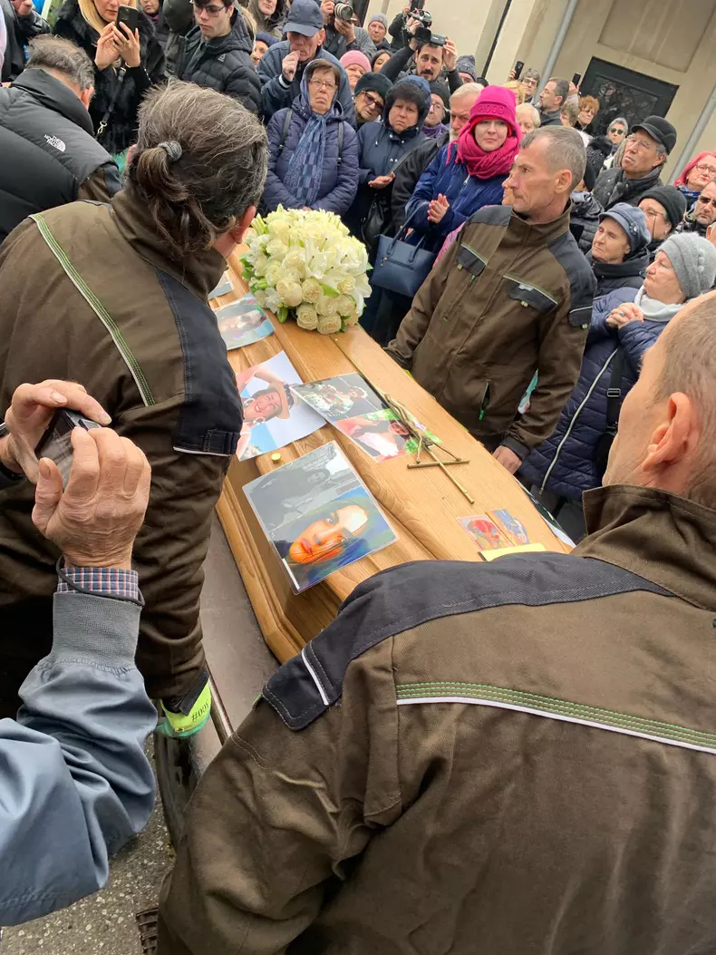 whatsapp-image-2023-12-01-at-12.46.23-1