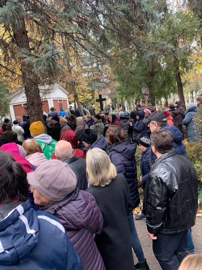 whatsapp-image-2023-12-01-at-12.51.42