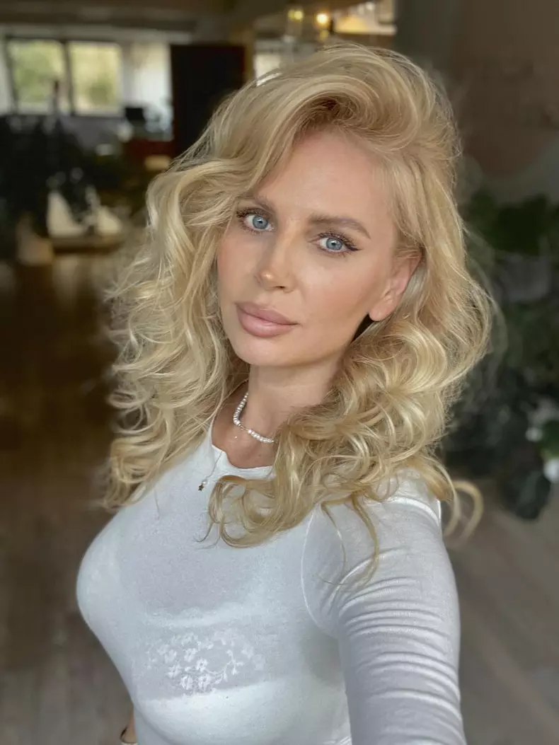 andreea-banica-89