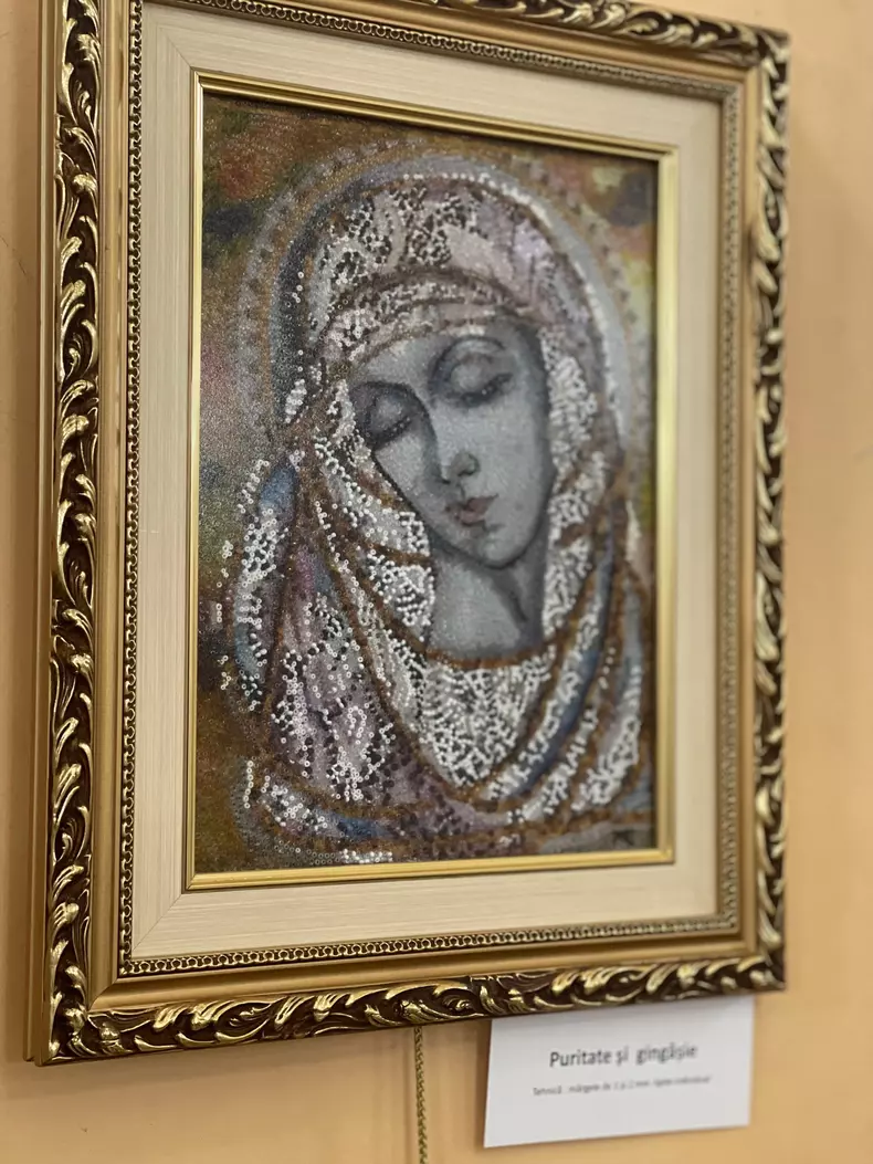 lucrare din mărgele-artist-Mariana Casian