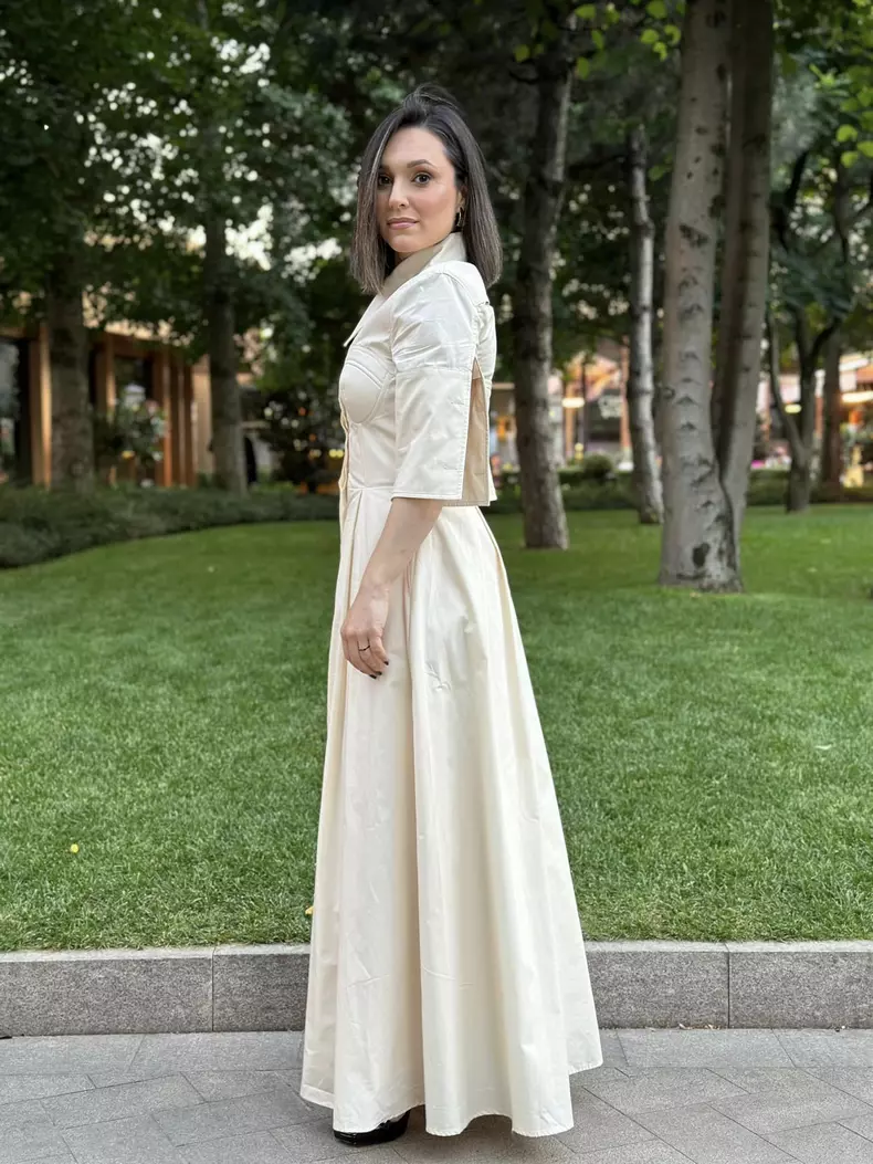 Oana Zamfir (1)