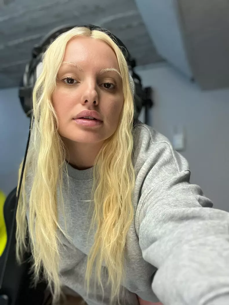 alexandra9