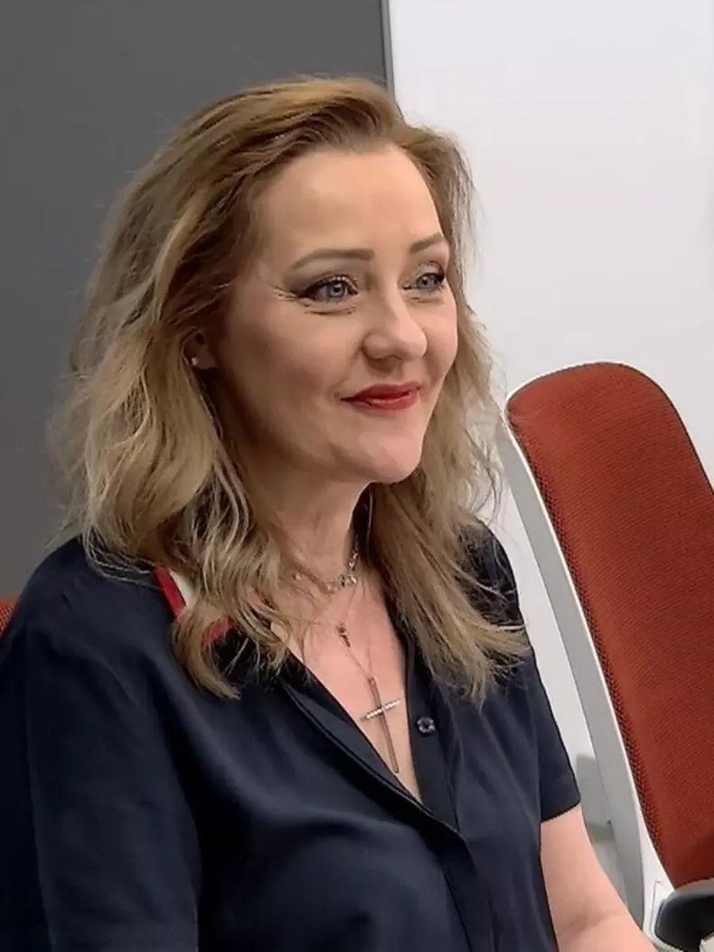 elena-lasconi-3